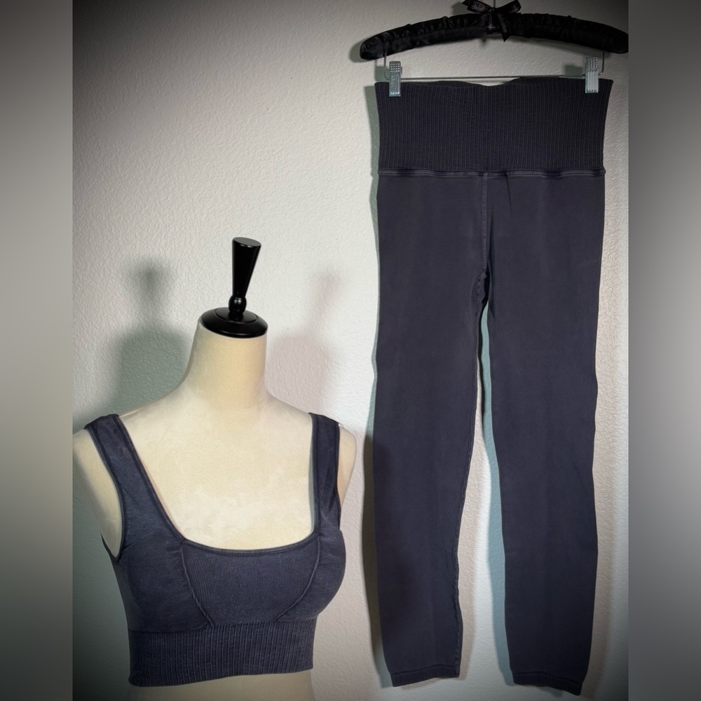 NWOT..FPMOVEMENT!! Good Karma Square Neck Bra  paired w/ GK Leggings Set!!!